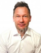 MUDr. Peter Mojžiš, Ph.D., FEBO - Oční klinika NeoVize