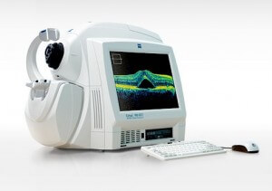 Oční tomograf Cirrus HD-OCT - Oční klinika NeoVize Brno