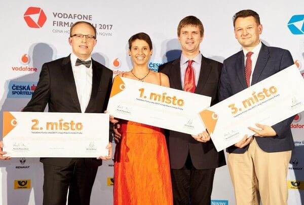 Oční klinika NeoVize Praha získala ocenění Firma roku.
